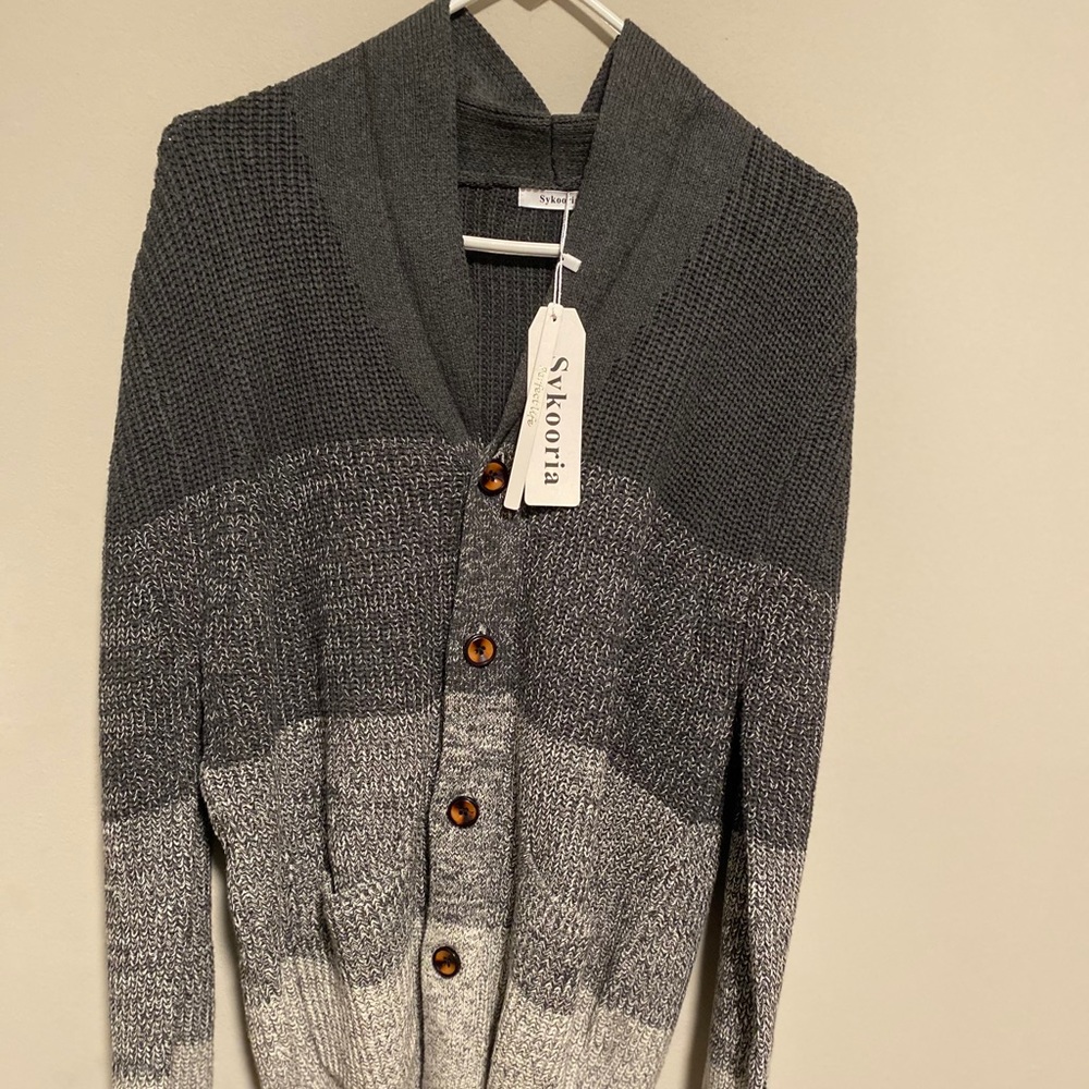 Men’s sweater